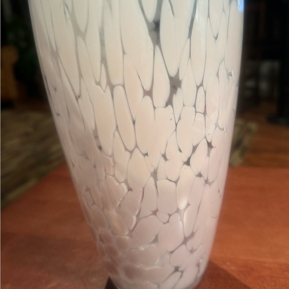 Vintage Krosno Jozefina Pink Art Glass Vase Made in Poland 11 in. - Picture 3 of 7